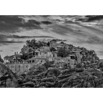 Lais Puzzle - Kloster von Varlaam und Kloster der Verklärung des Heilands in Meteora, Griechenland in schwarz weiß - 1.000 Teile