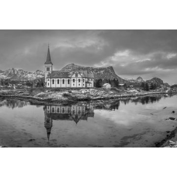 Lais Puzzle - Berühmte vaganische Kirche in Kabelvag, Norwegen in schwarz weiß - 2.000 Teile