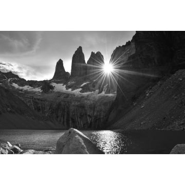 Lais Puzzle - Torres del Paine, Chile - Laguna Torres, berühmtes Wahrzeichen von Patagonien, Südamerika in schwarz weiß - 2.000 Teile