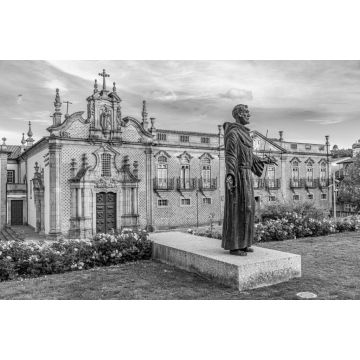 Lais Puzzle - Kapelle des Heiligen Franziskus in Guimaraes, Portugal in schwarz weiß - 2.000 Teile