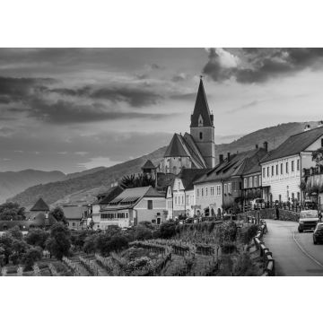 Lais Puzzle - Kirche von Weißenkirchen in der Wachau, einer Gemeinde im Bezirk Krems-Land, Wachau, Österreich in schwarz weiß - 500, 1.000 & 2.000 Teile