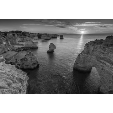 Lais Puzzle - Portugal, Algarve, Landschaft bei Praia da Marinha in schwarz weiß - 2.000 Teile
