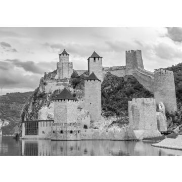 Lais Puzzle - Restaurierte mittelalterliche Burg Golubac in der Djerdap-Schlucht in Serbien in schwarz weiß - 500, 1.000 & 2.000 Teile