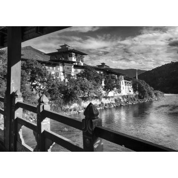 Lais Puzzle - Die Festung Punakha Dzong liegt am Zusammenfluss der beiden Flüsse Pho Chu und Mo Chu. Punakha, Bhutan in schwarz weiß - 1.000 Teile