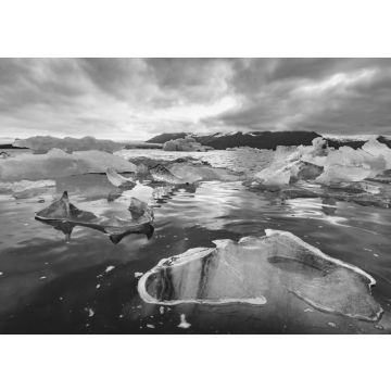 Lais Puzzle - Eisberge in der Gletscherlagune Jokulsarlon. Vatnajokull-Nationalpark, Südost-Island, Europa. Landschaftsfotografie in schwarz weiß - 500, 1.000 & 2.000 Teile