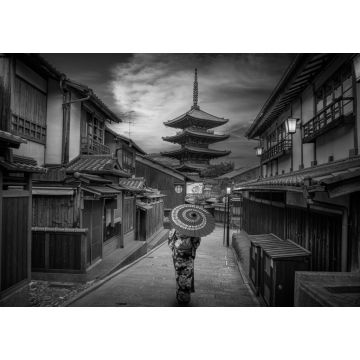 Lais Puzzle - Asiatische Frauen in traditionellen japanischen Kimonos bei der Yasaka-Pagode und in der Sannen Zaka-Straße in Kyoto, Japan in schwarz weiß - 1.000 Teile
