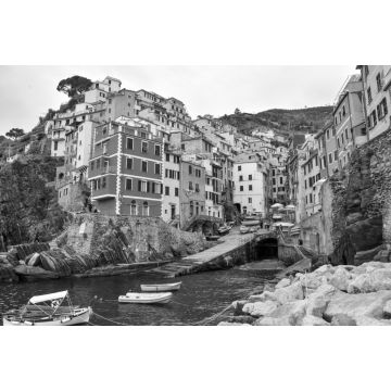 Lais Puzzle - Riomaggiore Dorf in Cinque Terre Italien in schwarz weiß - 2.000 Teile