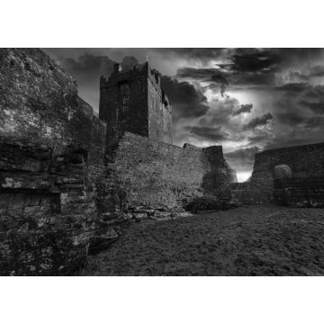 Lais Puzzle - Eine alte Burg in Irland mit einer Sturm- und Blitzlandschaft in schwarz weiß - 1.000 Teile