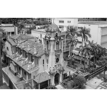 Lais Puzzle - Blick von oben auf die Kirche "Nuestra Señora del Carmen" in Caracas (Miranda, Venezuela) in schwarz weiß - 2.000 Teile