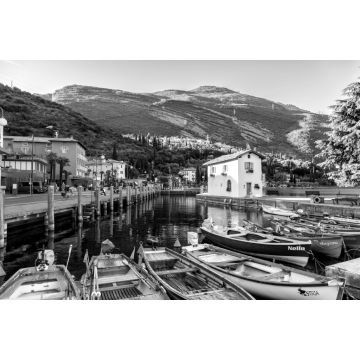 Lais Puzzle - Torbole, Gardasee in schwarz weiß - 2.000 Teile