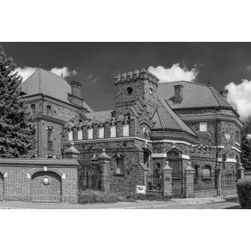 Lais Puzzle - Altes verlassenes Herrenhaus in Tarnow, Polen. in schwarz weiß - 2.000 Teile