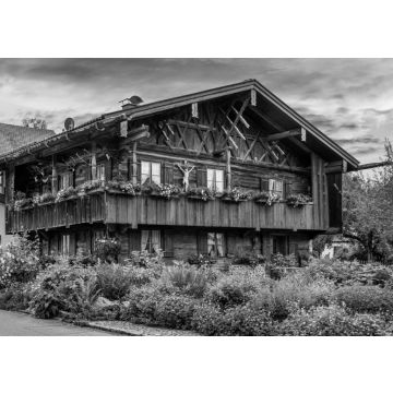 Lais Puzzle - Altes hölzernes Bauernhaus in Bernried am Starnberger See, Bayern, Deutscland in schwarz weiß - 500, 1.000 & 2.000 Teile