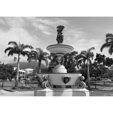 Lais Puzzle - Springbrunnen im Park von St. Kitts und Nevis in schwarz weiß - 1.000 Teile