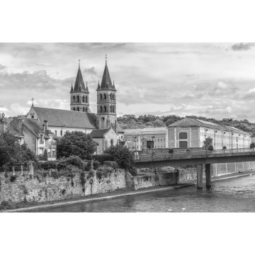 Lais Puzzle - Stiftskirche Notre-Dame (gegründet zwischen 1016 und 1031) in Melun, Frankreich in schwarz weiß - 2.000 Teile