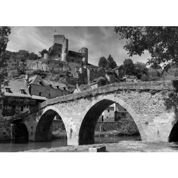 Lais Puzzle - Belcastel - wunderschönes berühmtes touristisches Dorf im Aveyron, Frankreich in schwarz weiß - 500, 1.000 & 2.000 Teile