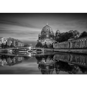 Lais Puzzle - Der Berliner Dom an der Spree bei Sonnenuntergang in schwarz weiß - 500, 1.000 & 2.000 Teile