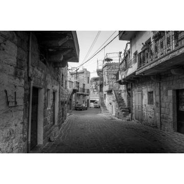 Lais Puzzle - Kopfsteinpflasterstraße in einer antiken Stadt im Hochland des Libanon in schwarz weiß - 2.000 Teile