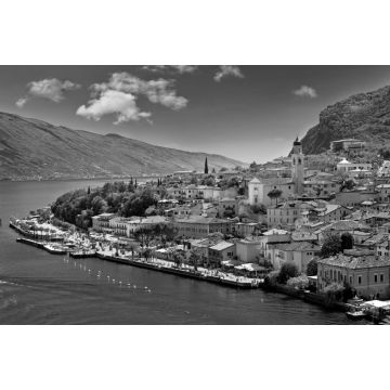 Lais Puzzle - Blick auf die Uferpromenade von Limone sul Garda in schwarz weiß - 2.000 Teile