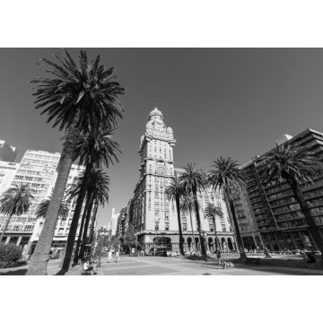 Lais Puzzle - Palacio Salvo im Stadtzentrum von Montevideo, Uruguay in schwarz weiß - 1.000 Teile