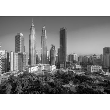 Lais Puzzle - Stadtbild von Kuala Lumpur Panorama bei Sonnenaufgang. Panoramabild eines Wolkenkratzers in Kuala Lumpur, Malaysia Skyline mit blauem Himmel in schwarz weiß - 500, 1.000 & 2.000 Teile