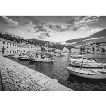 Lais Puzzle - Die malerische Küste der Stadt Hvar bei Sonnenuntergang, Dalmatien, Kroatien in schwarz weiß - 500, 1.000 & 2.000 Teile