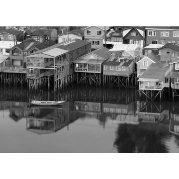 Lais Puzzle - Traditionelle Stelzenhäuser, so genannte Palafitos, in der Stadt Castro auf der Insel Chiloe im Süden Chiles in schwarz weiß - 500, 1.000 & 2.000 Teile