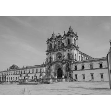 Lais Puzzle - Fassade der Kirche der Zisterzienserabtei von Alcobaça, Zentrum von Portugal in schwarz weiß - 1.000 Teile