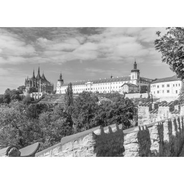 Lais Puzzle - Die Kathedrale der Heiligen Barbara und das Jesuitenkolleg in Kutna Hora, Tschechische Republik, Europa in schwarz weiß - 1.000 Teile