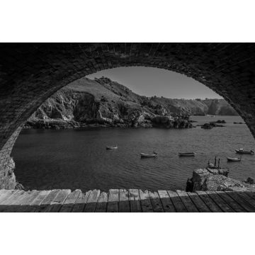 Lais Puzzle - Saints Bay Cove in Guernsey, Vereinigtes KIngdom in schwarz weiß - 2.000 Teile