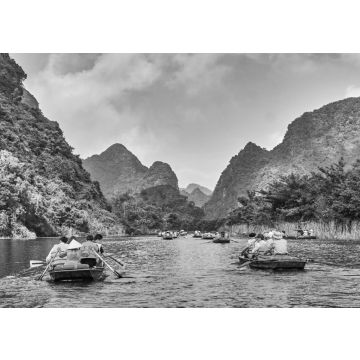 Lais Puzzle - Trang An Ruderboote mit herrlichem Blick auf die Berge, Ninh Binh, Vietnam in schwarz weiß - 500, 1.000 & 2.000 Teile