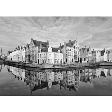 Lais Puzzle - Stadtansicht von Brügge und traditionelle Häuser, die sich bei Sonnenaufgang im Wasser spiegeln, Belgien in schwarz weiß - 500, 1.000 & 2.000 Teile