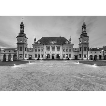 Lais Puzzle - Bischofspalast nach Sonnenuntergang in Kielce, Polen in schwarz weiß - 500, 1.000 & 2.000 Teile