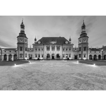 Lais Puzzle - Bischofspalast nach Sonnenuntergang in Kielce, Polen in schwarz weiß - 1.000 Teile