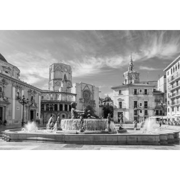 Lais Puzzle - Ansichten der verschiedenen Gebäude und Straßen der Stadt Valencia, Spanien in schwarz weiß - 2.000 Teile