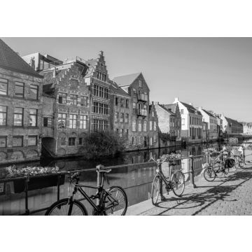 Lais Puzzle - Blick auf die Uferpromenade mit schönen alten Gebäuden und Fahrrädern im Morgenlicht in Gent, Belgien in schwarz weiß - 500, 1.000 & 2.000 Teile