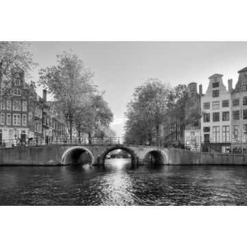 Lais Puzzle - Brücke über die Leidse Gracht an der Patrizier- oder Herrengracht (Herengracht) in Amsterdam im Frühling in schwarz weiß - 2.000 Teile