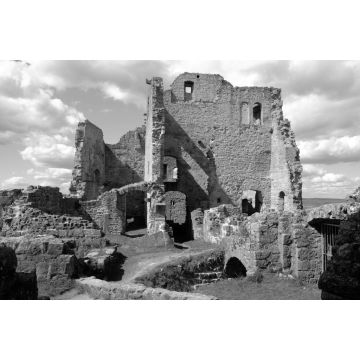 Lais Puzzle - Burgruine Homburg bei Gössenheim, Landkreis Main-Spessart, Unterfranken, Franken, Bayern, Deutschland in schwarz weiß - 2.000 Teile
