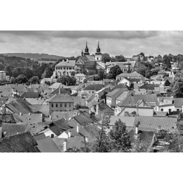 Lais Puzzle - Panorama von Trebic, einer UNESCO-Weltkulturerbestätte in der Tschechischen Republik in schwarz weiß - 2.000 Teile