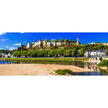 Lais Puzzle - Wahrzeichen von Frankreich - Panoramablick auf Chinon mit Königsschloss. Fluss Loire-Tal, Panorama - 2.000 Teile