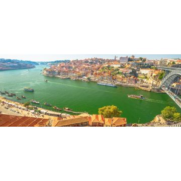 Lais Puzzle - Malerische Stadtlandschaft. Luftaufnahme der Brücke Dom Luis I, der Ribeira Waterfront und der Skyline von Porto von Vila Nova de Gaia, Porto, Portugal aus. Touristenboote auf dem Douro-Fluss bei Sonnenuntergang, Panorama - 2.000 Teile