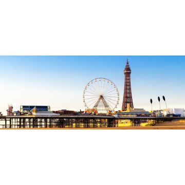 Lais Puzzle - Blackpool Tower und Central Pier Riesenrad, Lancashire, England, Panorama - 2.000 Teile