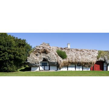 Lais Puzzle - Laesoe / Dänemark: Altes Bauernhaus in Fachwerkbauweise mit Strohdach aus Seegras, Panorama - 2.000 Teile