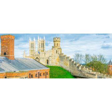 Lais Puzzle - Die Kathedrale von Lincoln mit Blick über den Wall der Burg von Lincoln, England, Panorama - 2.000 Teile