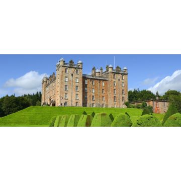 Lais Puzzle - Drumlanrig Castle ist eines der großartigsten Schlösser Großbritanniens. Drumlanrig Castle befindet sich auf dem Queensberry Estate in Dumfries und Galloway, Schottland, Panorama - 2.000 Teile