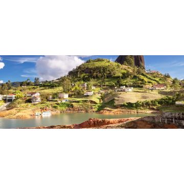 Lais Puzzle - Der Felsen El Penol in der Nähe der Stadt Guatape, Antioquia in Kolumbien, Panorama - 2.000 Teile
