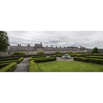 Lais Puzzle - Garten der St. Patrick's Church of Ireland Cathedral, Armagh, Nordirland, Panorama - 2.000 Teile