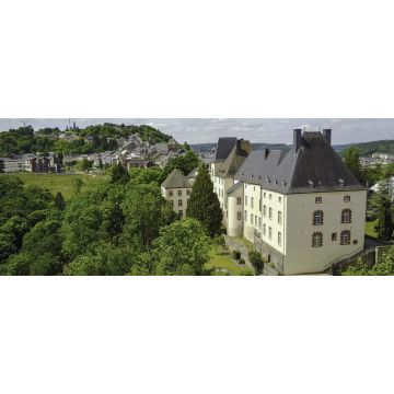 Lais Puzzle - Wiltz Schloss und Seniorenheim, Luxemburg, Panorama - 2.000 Teile