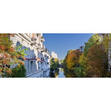 Lais Puzzle - Herbstliche Ansicht des Isekanals in Hamburg, Deutschland, Panorama - 2.000 Teile