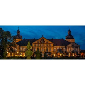 Lais Puzzle - Schloss Hundisburg zur Blauen Stunde, Panorama - 2.000 Teile