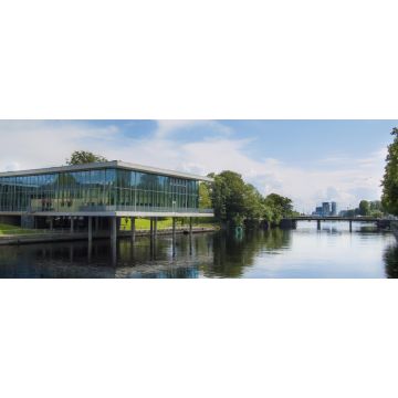 Lais Puzzle - Bibliothek Halmstad, Schweden, Panorama - 2.000 Teile
